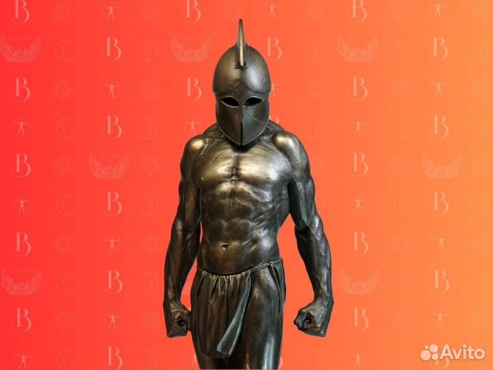 Статуя Леонида царя Спарты 2м