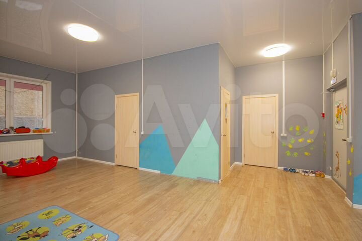 Торговая площадь, 162.8 м²