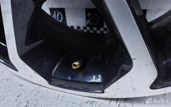 Диск колеса литой Renault Arkana R17