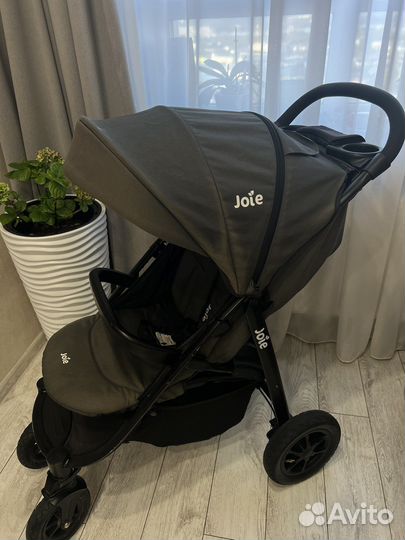 Прогулочная коляска Joie litetrax 4 air