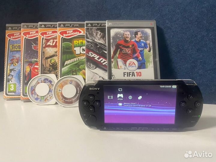 Sony PSP 3008 64GB Прошитая + игры и диски