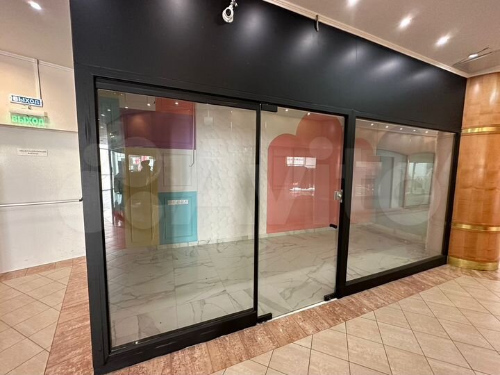 Торговая площадь, 12 м²