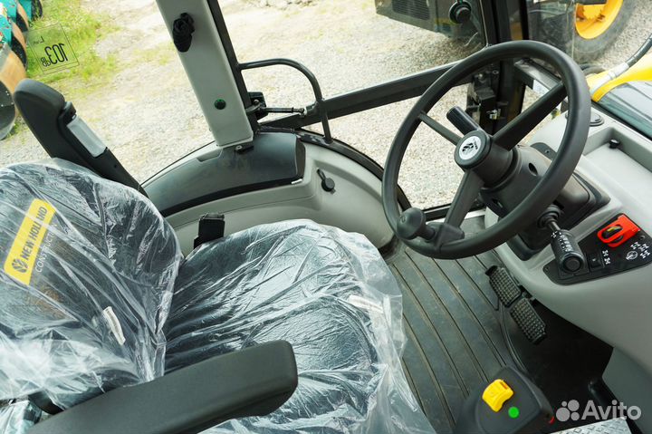 Экскаватор-погрузчик New Holland B115B, 2024