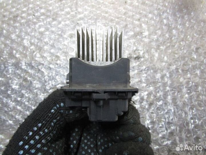 Резистор отопителя Renault,Peugeot Megane III 2009