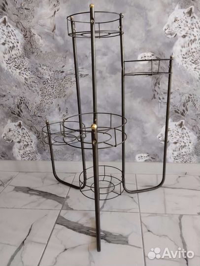 Подставка для цветов напольная металлическая