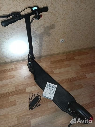 Электросамокат iconbit kick scooter trident 100