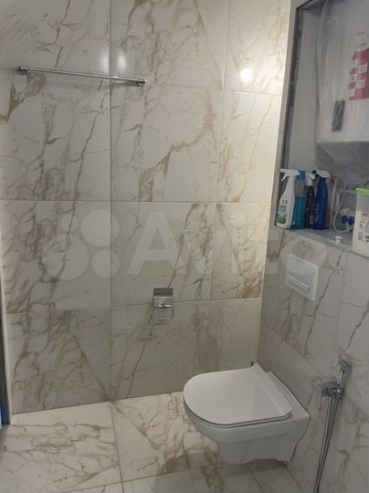 3-к. квартира, 85 м², 1/8 эт.