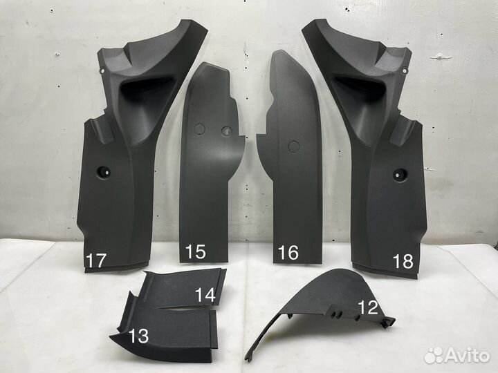 Пластик салона Ford Focus 2 хэтчбек (дорест.)