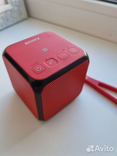 Портативная акустика Sony SRS-X11