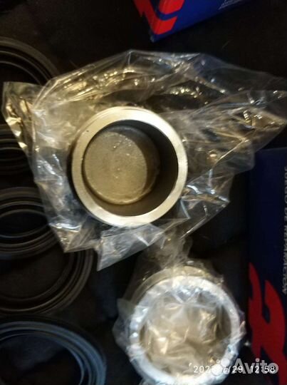 Поршни суппорта Toyota Prado 120