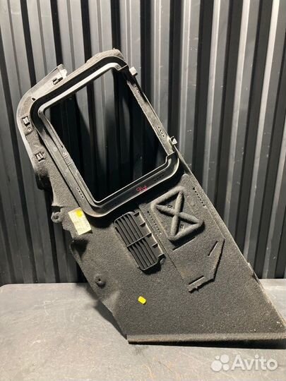 Обшивка багажника левая Audi A6 C5 2.4 2003