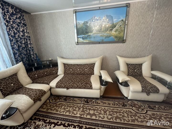 Угловой диван