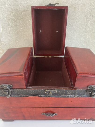 Шкатулка сундук