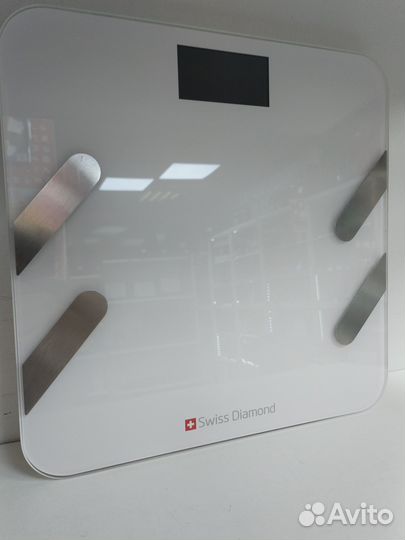 Весы напольные Swiss Diamond
