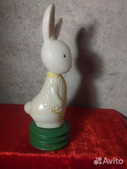 Пластмассовые игрушки дутыши