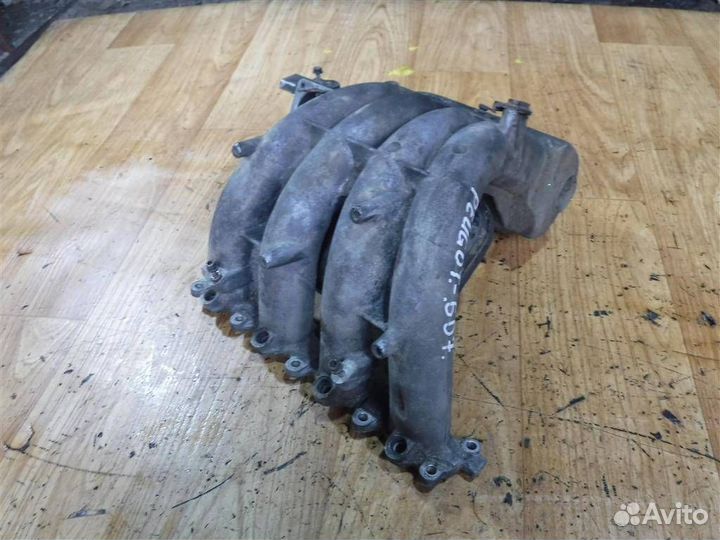 Коллектор впускной Peugeot 607 2000-2010