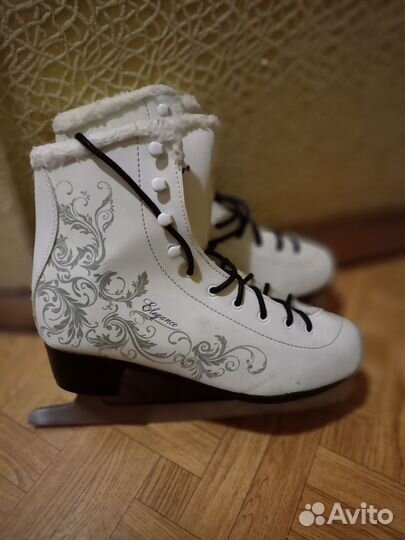 Коньки фигурные