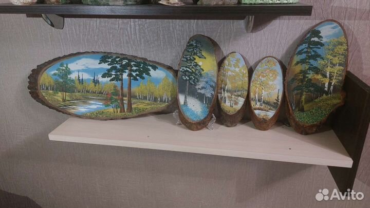 Картина на срезе дерева