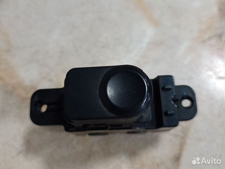 Кнопка стеклоподьемника solaris 1 з л