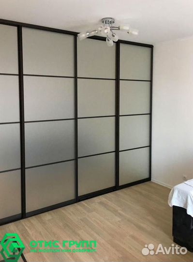 Раздвижные стеклянные перегородки