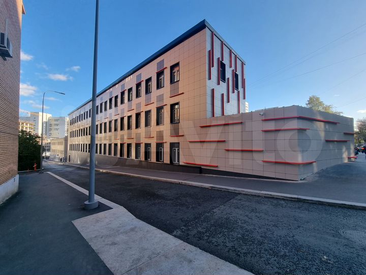 Здание со стрит ритейлом на Бауманской, 1467 м²
