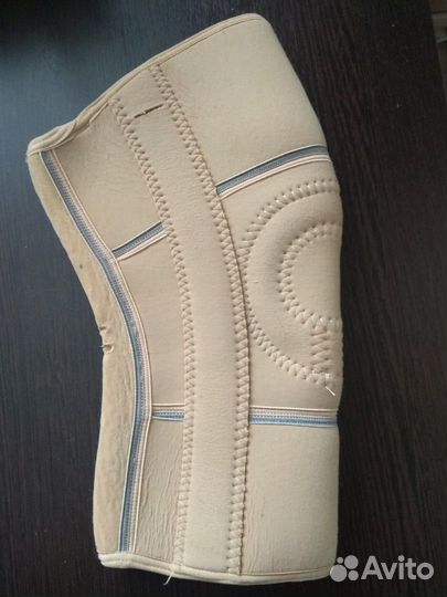 Бандаж на коленный сустав