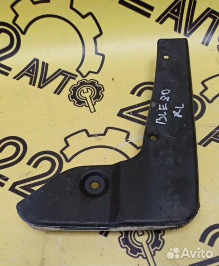 Брызговик задний левый Subaru Legacy BLE EZ30