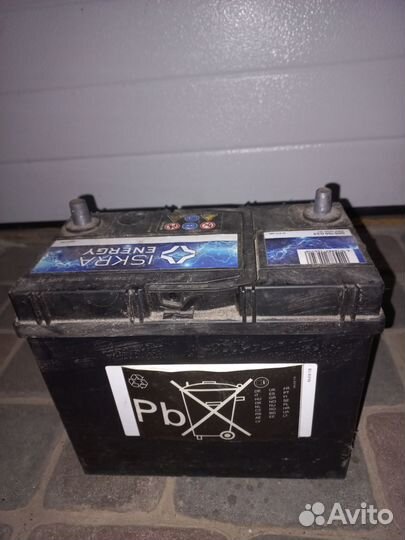 Аккумулятор автомобильный 65Ач