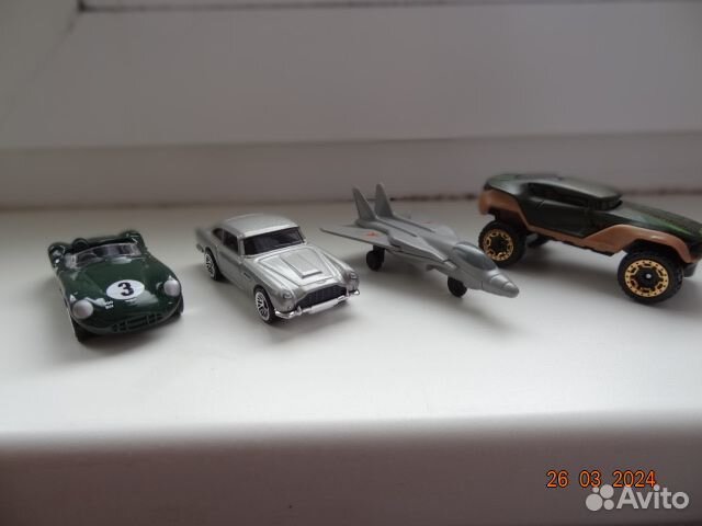 Машинки HOT wheels,matchbox