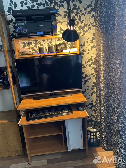 Компьютерный стол бу