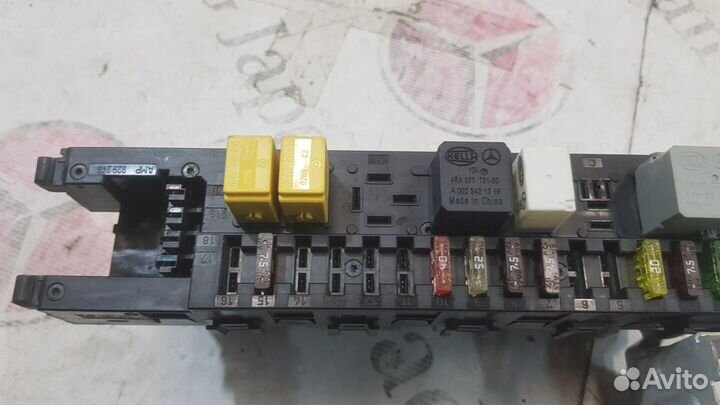 Блок предохранителей SAM (задний) Mercedes W203