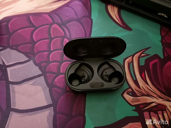 Кейс от наушников samsung galaxy buds+