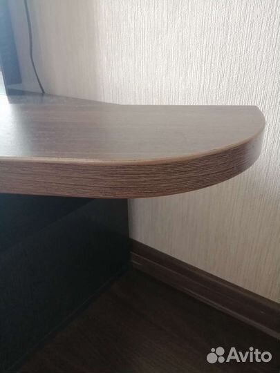 Полка настенная навесная