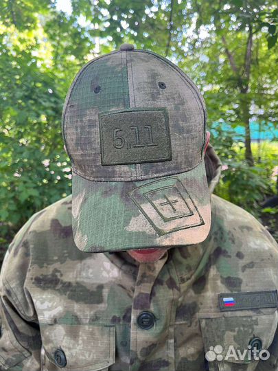 Набор военной формы и аксессуаров