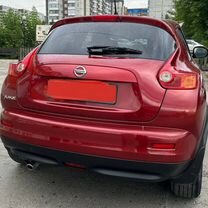 Nissan Juke 1.6 CVT, 2012, битый, 244 000 км, с пробегом, цена 1 050 000 руб.