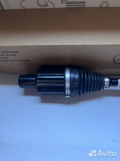Привод передний левый Мерседес С 204