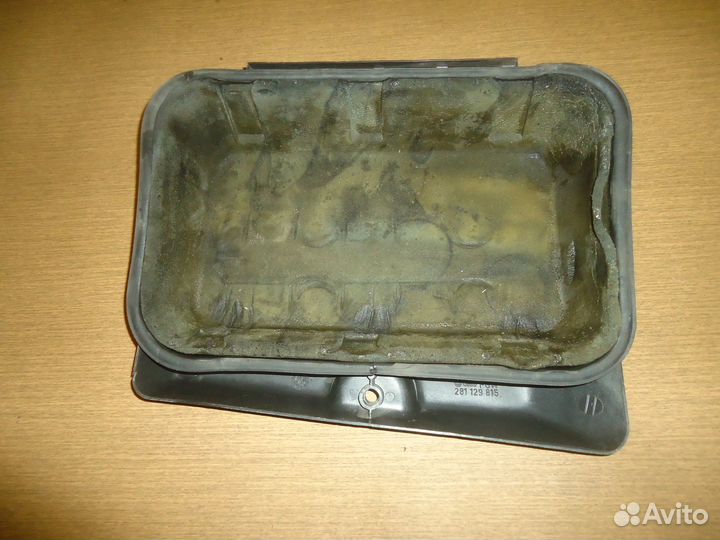 Кожух (крышка) фильтра Volkswagen LT (75-96)