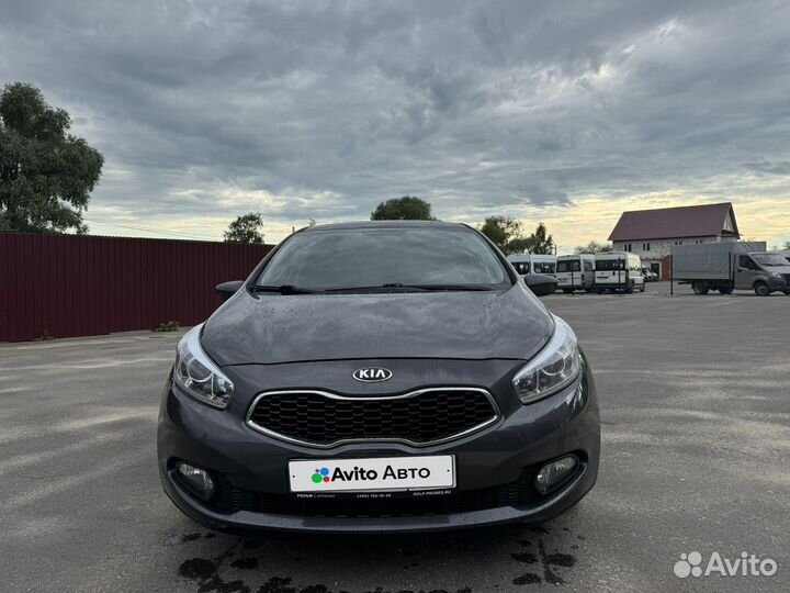 Kia Ceed 1.6 AT, 2015, 110 000 км