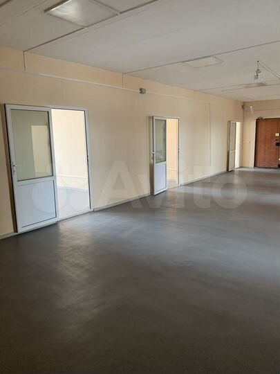 Офисное помещение, 220.4 м²