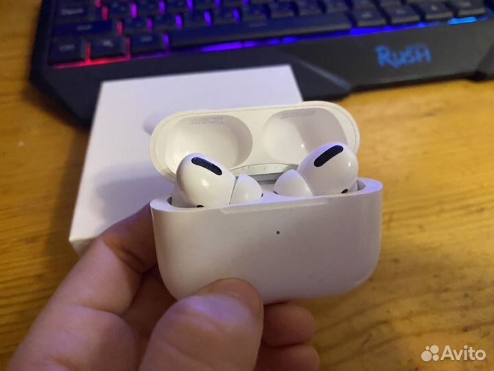 Беспроводные наушники