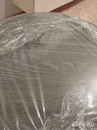 Столик журнальный высокий