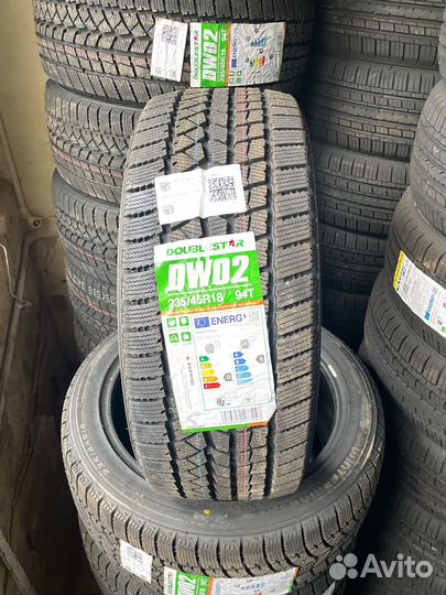 DoubleStar DW02 235/45 R18 94T