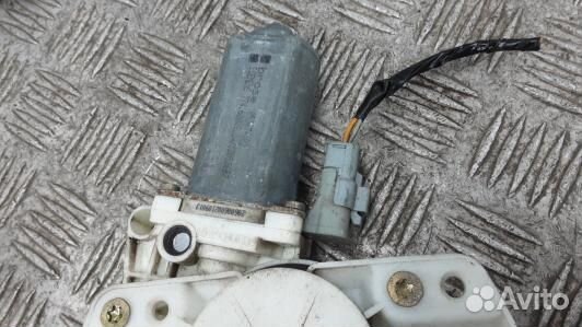 Стеклоподъемник передний правый peugeot 406 (3ST13