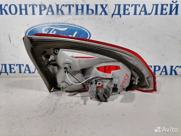 Фонарь задний внутренний правый Ford Focus 3 2011