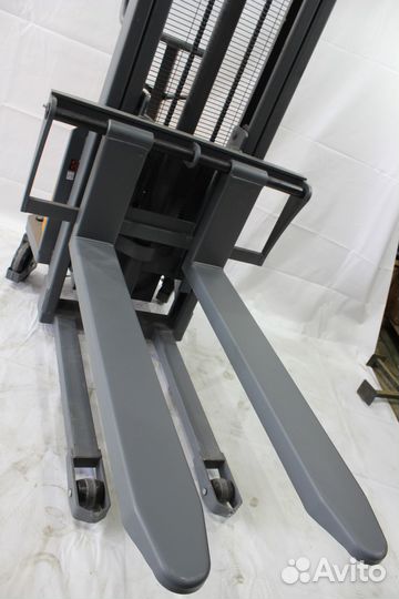 Штабелер с электроподъемом