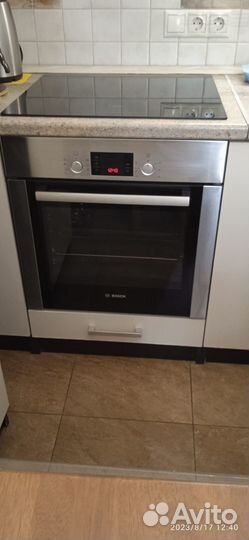 Духовой шкаф Bosch нва 23В 252Е