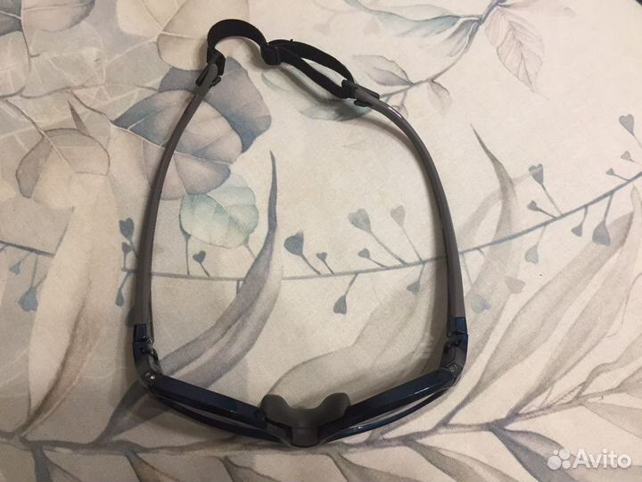 Очки спортивные