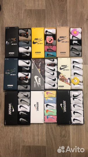 Носочки в коробочке)