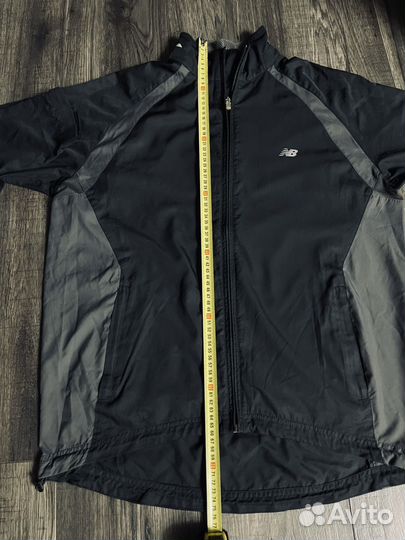 Беговая ветровка мужская new balance