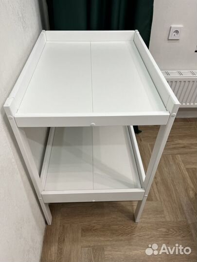 Пеленальный столик